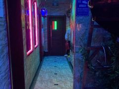 -路边边.炒菜烧烤.音乐餐厅(良乡长虹店)