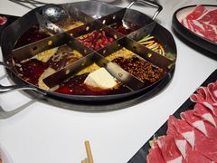 九宫格老火锅-山城辣妹子(定福庄店)