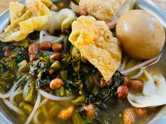 螺蛳粉-鹿寨小何螺蛳粉店