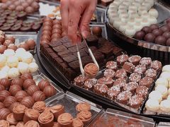 -Laderach 莱德拉(上海环贸iapm店)