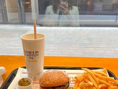 -The Habit Burger Grill 哈比特汉堡(复兴soho店)