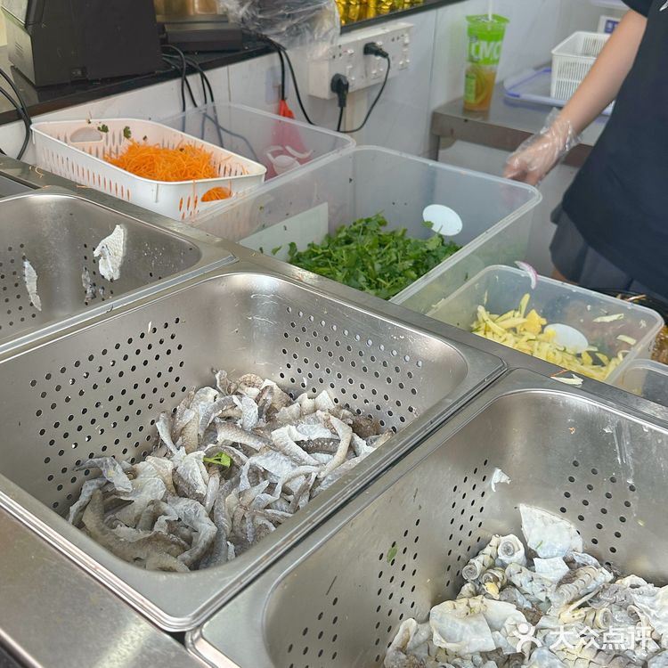 来顺德旅游一定要吃超级无敌脆的鱼皮！