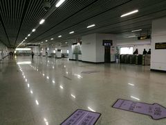 -龙溪路(地铁站)