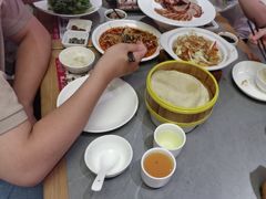 -褚记烤鸭·南京家常菜(雨花客厅店)