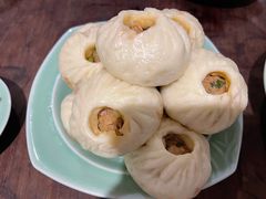 土猪肉山泉水包子-老清朝包子铺(开明街店)