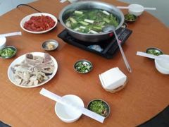 -黑竹沟新场牛肉火锅