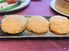 酥皮山楂叉烧包-西郊庄园丽笙大酒店-丽清轩中餐厅