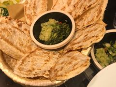 -挂旗柴锅鸡(蚌山区嘉年华店)
