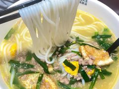 -蒙自源米线大王(花园城商场店)