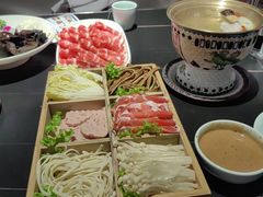 -额尔敦传统涮(公园西路店)