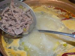 -洱火云南酸菜牛肉火锅(石景山当代商城店)