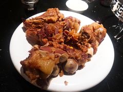 风味大骨棒-老六杀猪菜(进乡街店)
