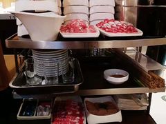 -海底捞火锅鲜切牛肉主题店(长寿路店)