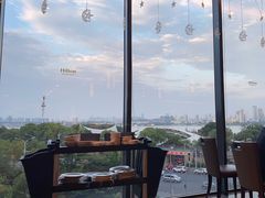 -武汉世茂希尔顿酒店·汇·全日餐厅