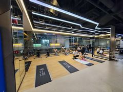 -威克健身游泳(万菱汇店)
