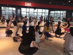 -DNA舞室
