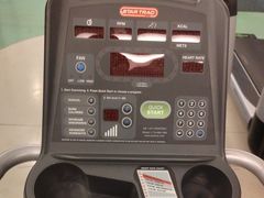 -宝力豪健身(中粮广场店)