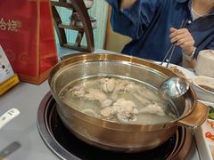 -烹然四季椰子鸡火锅(团结湖总店)