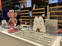 -无界眼镜MaxLess(五角场万达店)