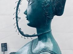 -李自健美术馆