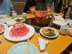 -额尔敦传统涮.冰煮羊火锅(乌兰察布体育场店)
