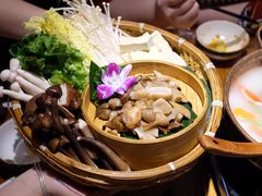 丽江腊排骨火锅-觅山云南菜(泊富ICITY店)