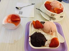 草莓梦幻组合-满记甜品(静安大悦城店)