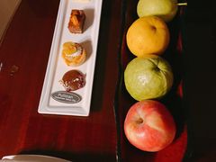 -三亚湾海居铂尔曼度假酒店