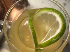 -瑰丽酒店·海吧·天际下午茶·现场DJ·天台酒吧