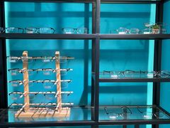 -Trend1881视光·蔡司视觉(领展广场店)