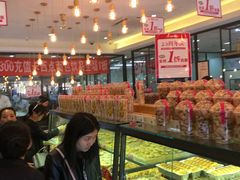 面包甜点陈列柜-味多美蛋糕(看丹桥店)