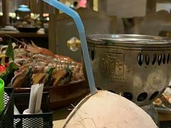 -雍和会海鲜姿造自助(湖东路店)