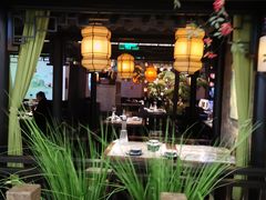 -绿茶餐厅(同成街华联店)