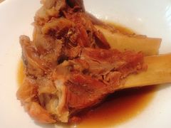 金牌酱棒骨-上关雪東北菜(中房金谊店)