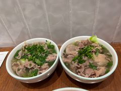 -犇逸·乐山跷脚牛肉·四川现炒(览海店)
