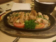 -万岁料理回转寿司(华贸店)