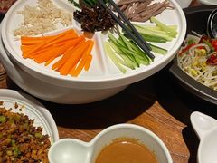 鸡丝凉米线-云海肴·汽锅鸡·云南菜(美罗城店)