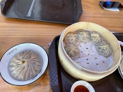 蟹黄汤包-鑫旺旺汤包(总店)