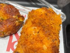 -HOT CRUSH趁热集合·现烤面包(环球港店)