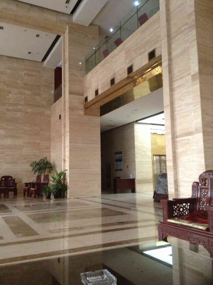 创新大厦-"楼房感觉挺不错的.位置也还是挺不错的.周.