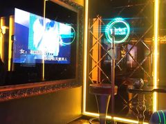 -温莎KTV(珠江路店)