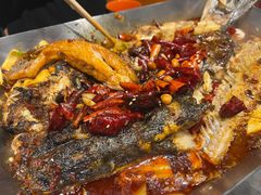 -鸣记脆皮烤鱼·海鲜烤鱼(马栏店)