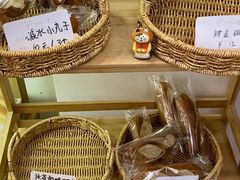 -提亚烘焙·手作面包·生日蛋糕(七星店)