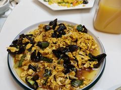 -何适山庄 ·可团建(水长城P2停车场店)