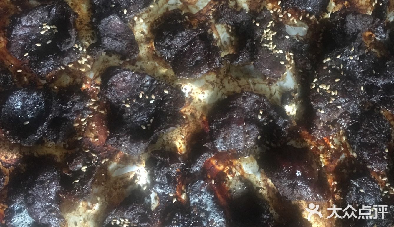 又香又脆太好吃了。拿出隔天晩上拌好的牛肉