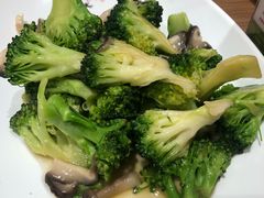 菌菇西兰花-秦香阁·西北家常菜(徐汇日月光中心店)