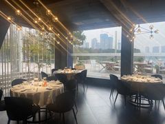 靠窗位-时间仓(月湖公园店)