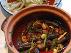 -八府香鸭·啫啫煲(华山路店)