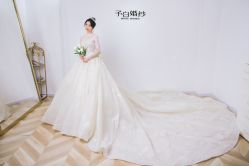 -予白婚纱礼服馆