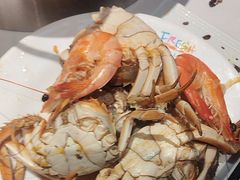 -领鲜活海鲜榴莲自助火锅(东门店)